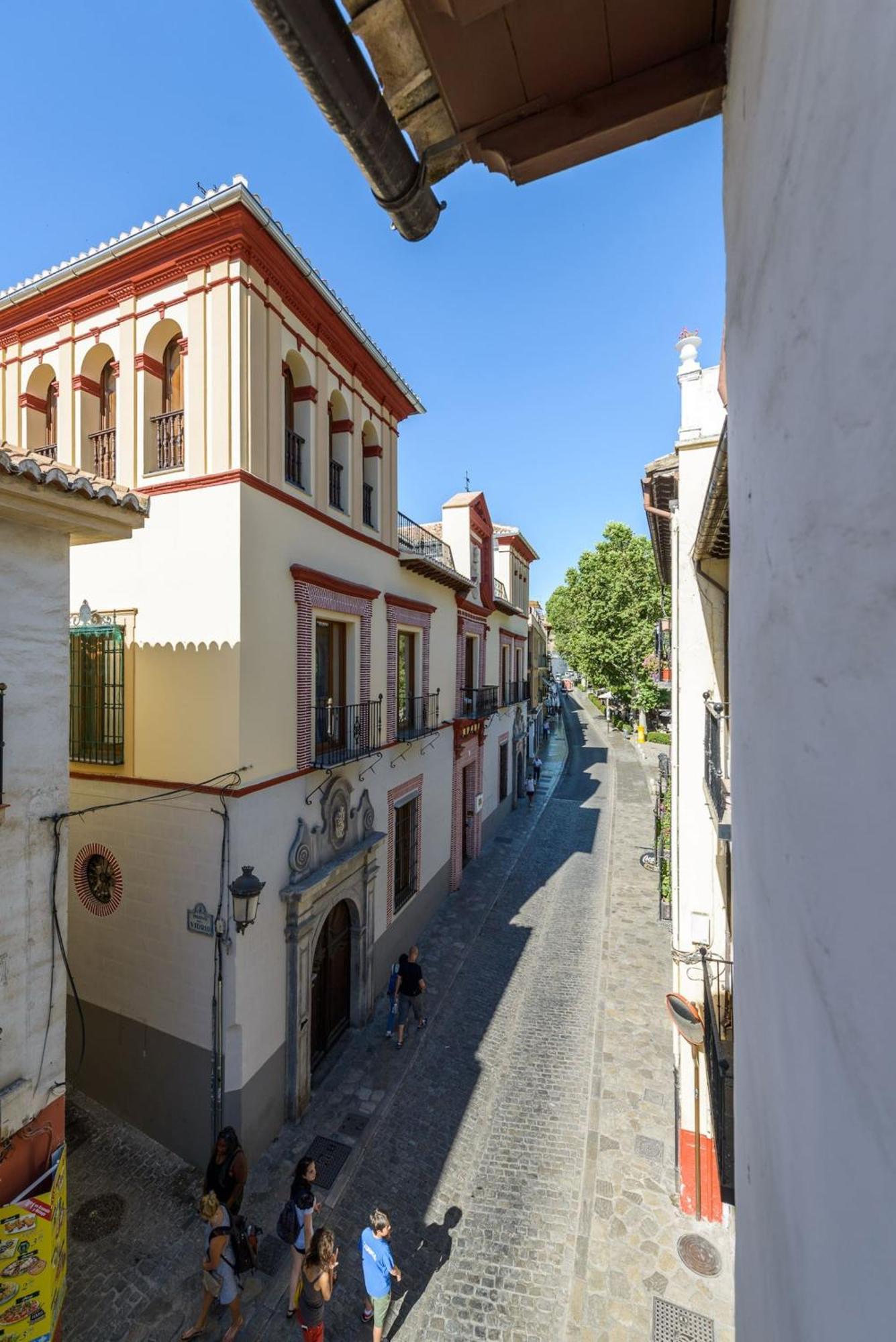 Chezmoihomes Alhambra Apartament
